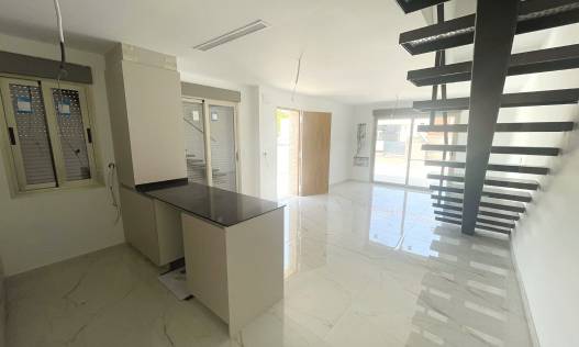 Bestaand - Townhouse / Semi-detached - Daya Nueva