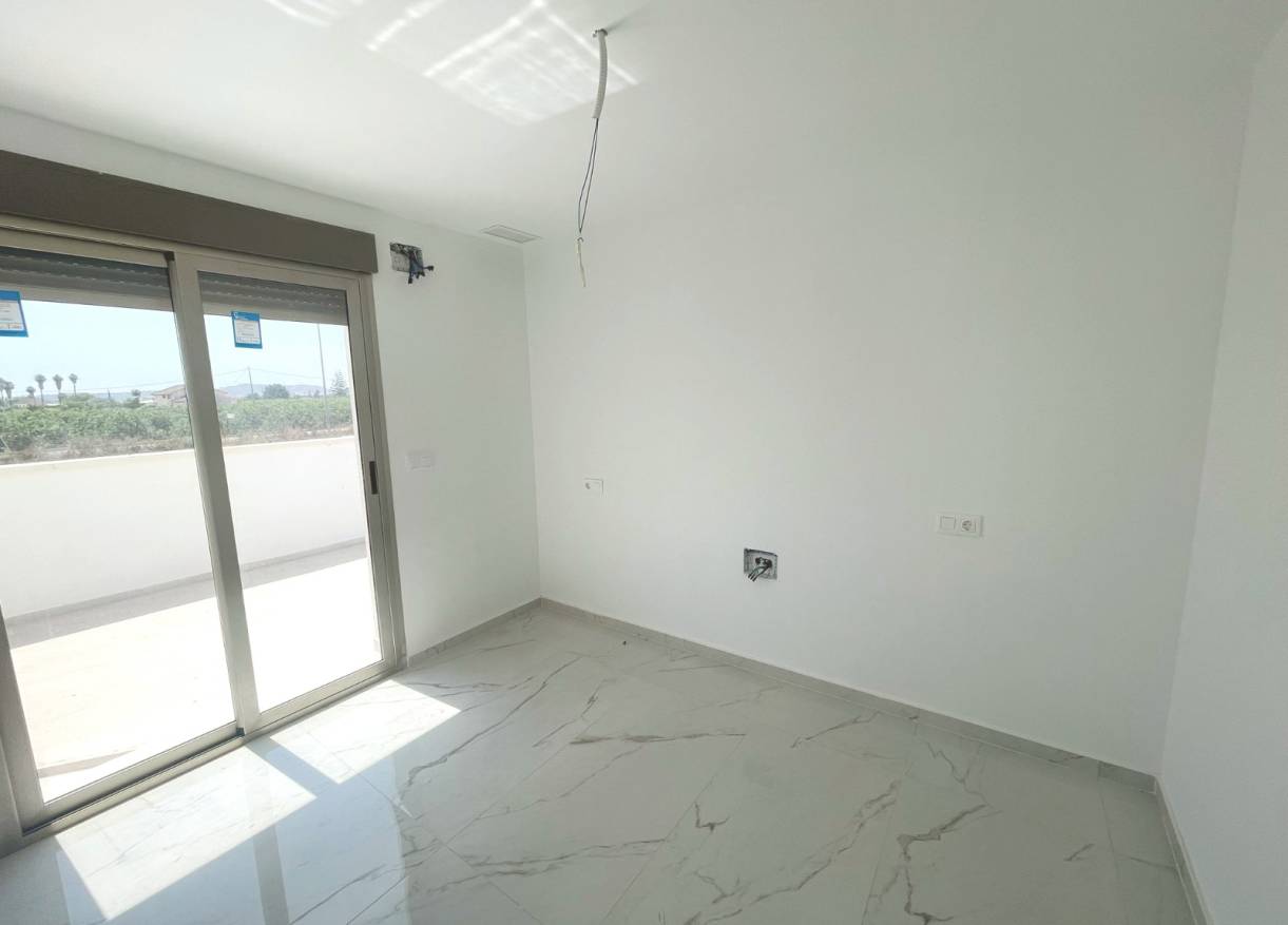 Bestaand - Townhouse / Semi-detached - Daya Nueva