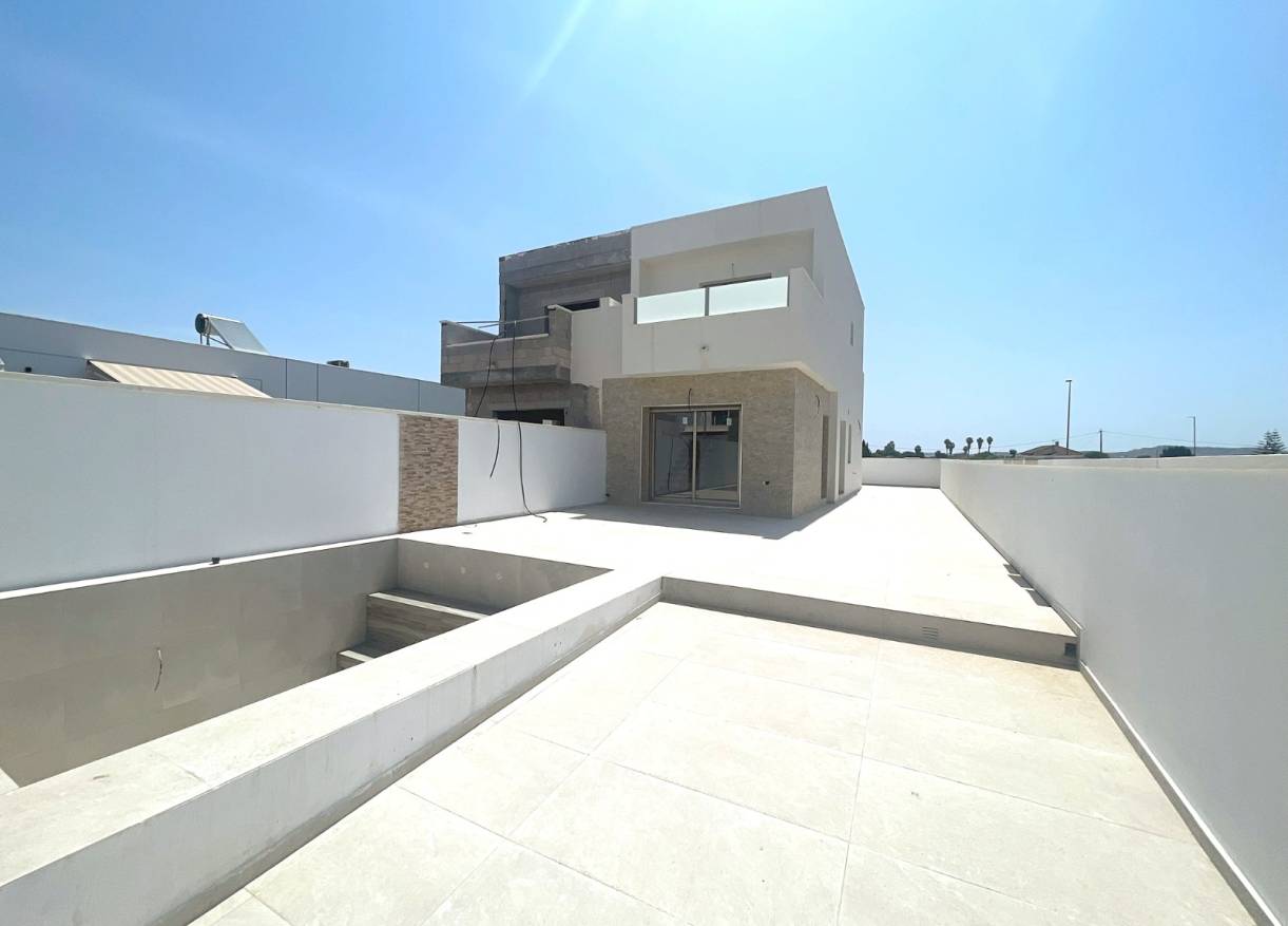 Bestaand - Townhouse / Semi-detached - Daya Nueva