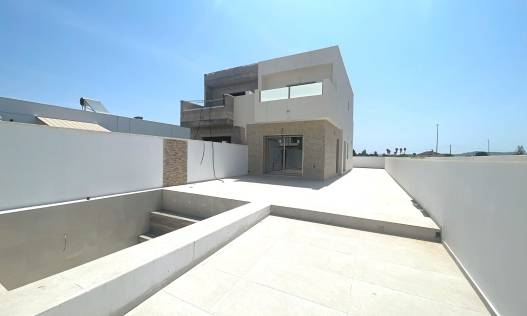 Bestaand - Townhouse / Semi-detached - Daya Nueva