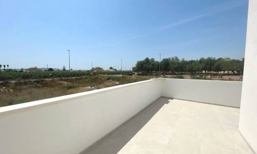 Bestaand - Townhouse / Semi-detached - Daya Nueva