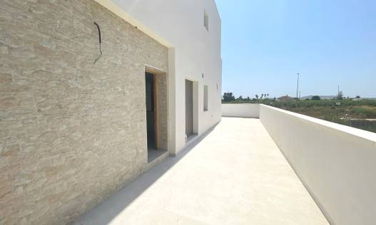 Bestaand - Townhouse / Semi-detached - Daya Nueva