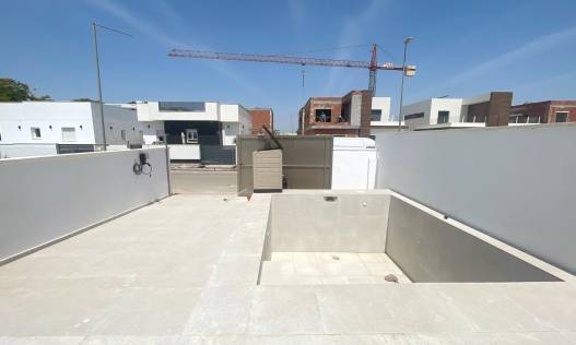 Bestaand - Townhouse / Semi-detached - Daya Nueva