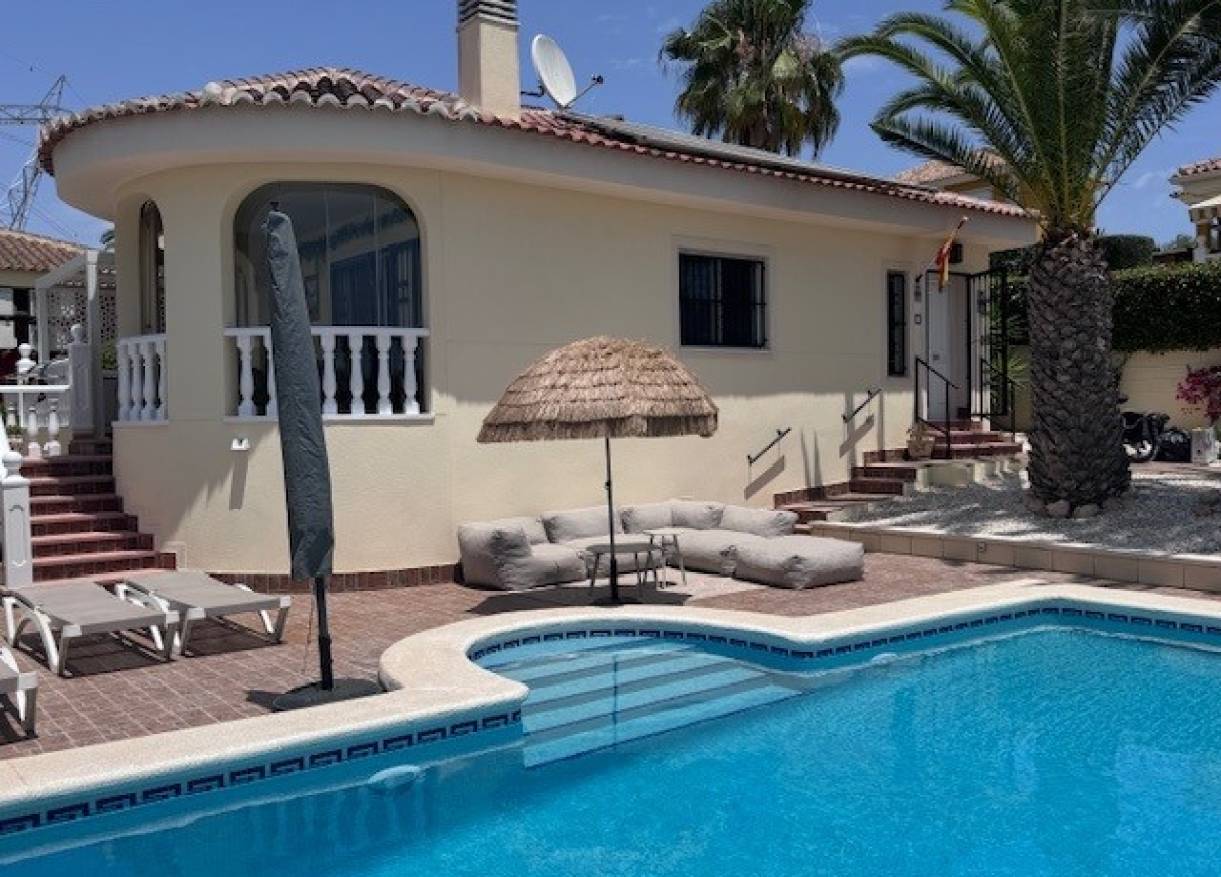 Vakantie verhuur - Villa - La Marina