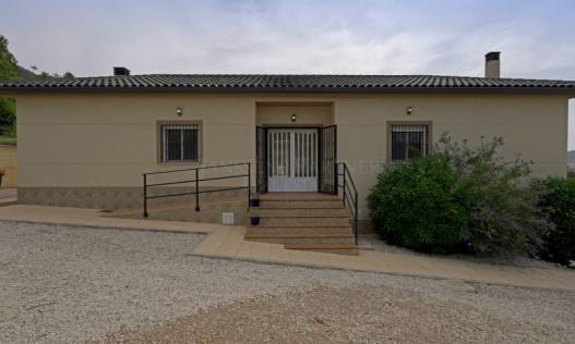 Bestaand - Villa - Hondón de las Nieves - Hondón de las Nieves / el Fondó de les Neus