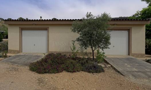 Bestaand - Villa - Hondón de las Nieves - Hondón de las Nieves / el Fondó de les Neus