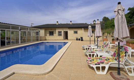 Bestaand - Villa - Hondón de las Nieves - Hondón de las Nieves / el Fondó de les Neus
