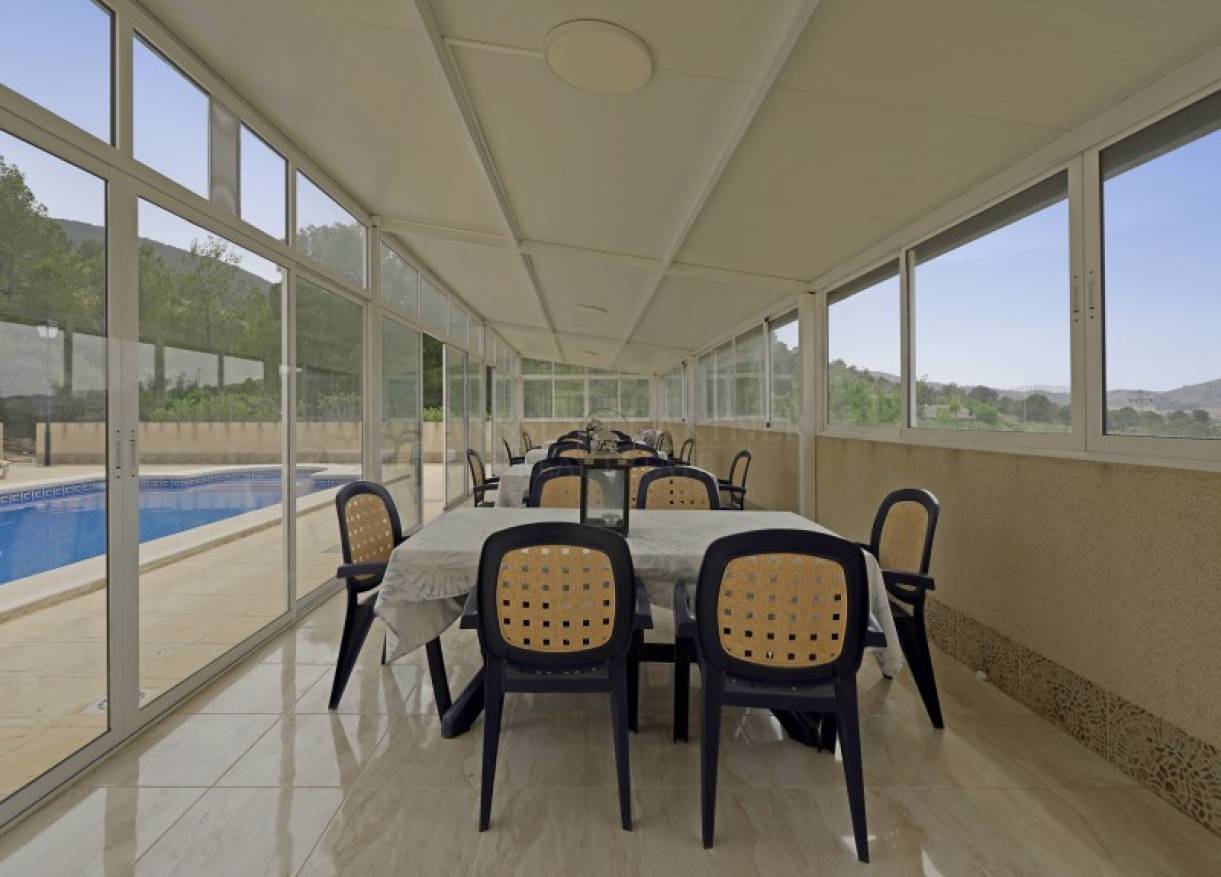 Bestaand - Villa - Hondón de las Nieves - Hondón de las Nieves / el Fondó de les Neus