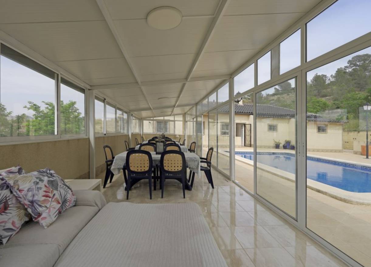 Bestaand - Villa - Hondón de las Nieves - Hondón de las Nieves / el Fondó de les Neus
