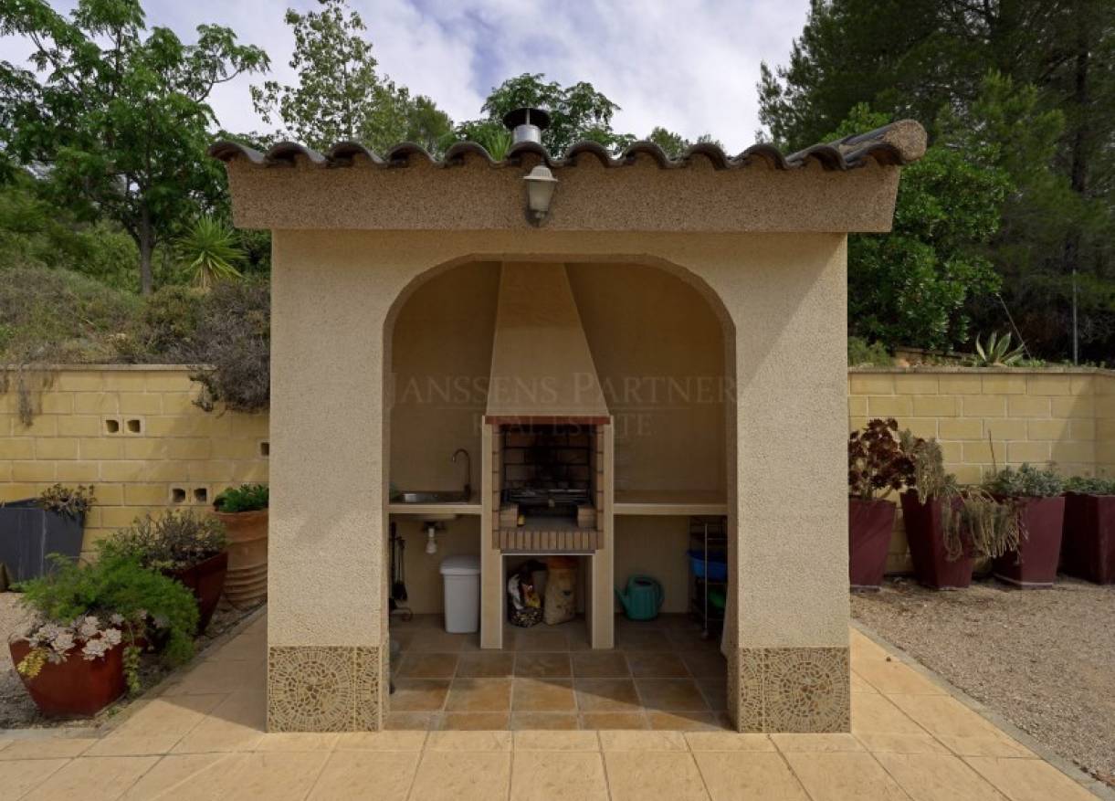 Bestaand - Villa - Hondón de las Nieves - Hondón de las Nieves / el Fondó de les Neus