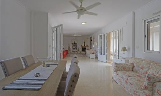 Bestaand - Villa - Hondón de las Nieves - Hondón de las Nieves / el Fondó de les Neus