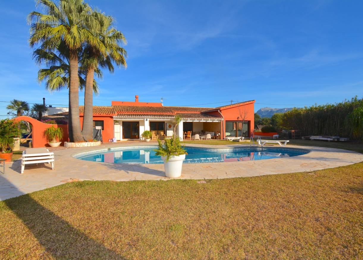 Bestaand - Finca - Denia