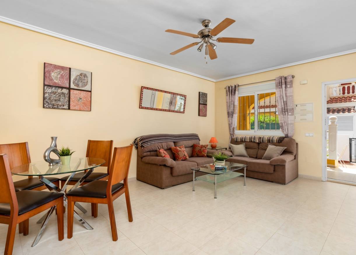 Bestaand - Townhouse / Semi-detached - Ciudad Quesada - Doña Pepa