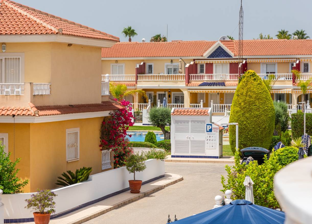Bestaand - Townhouse / Semi-detached - Ciudad Quesada - Doña Pepa