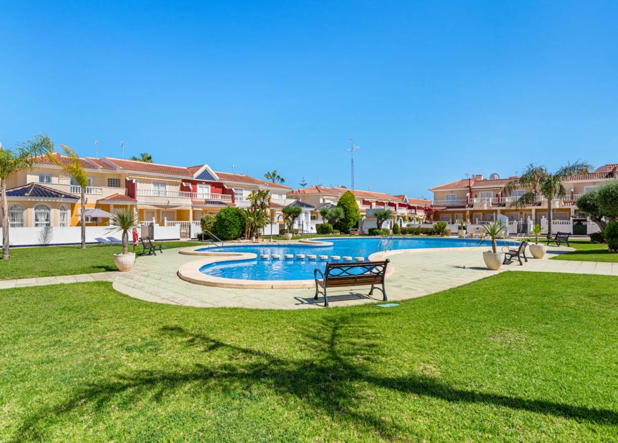 Bestaand - Townhouse / Semi-detached - Ciudad Quesada - Doña Pepa