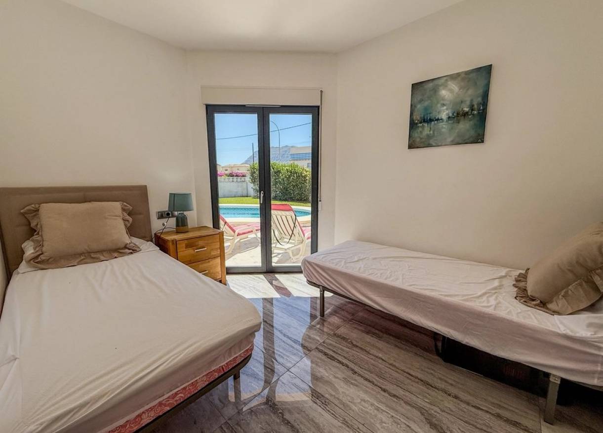 Bestaand - Villa - Denia