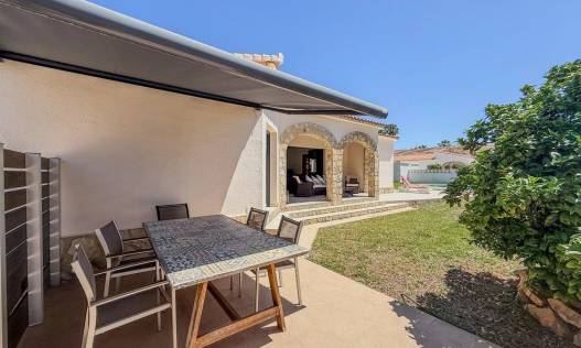 Bestaand - Villa - Denia