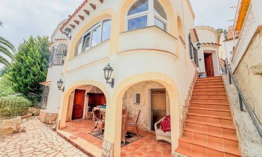 Bestaand - Villa - Denia