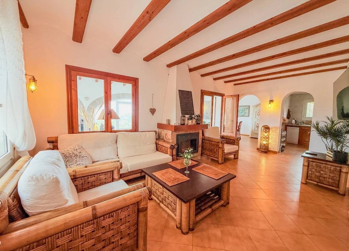 Bestaand - Villa - Denia