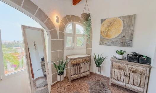 Bestaand - Villa - Denia
