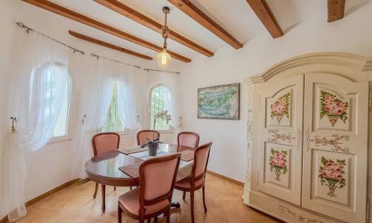 Bestaand - Villa - Denia
