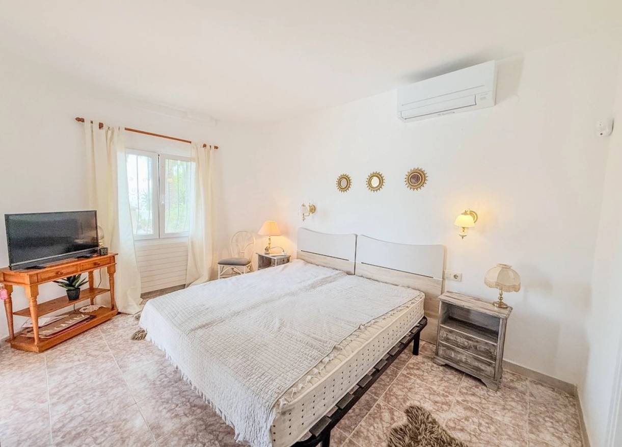 Bestaand - Villa - Denia