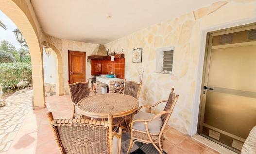 Bestaand - Villa - Denia