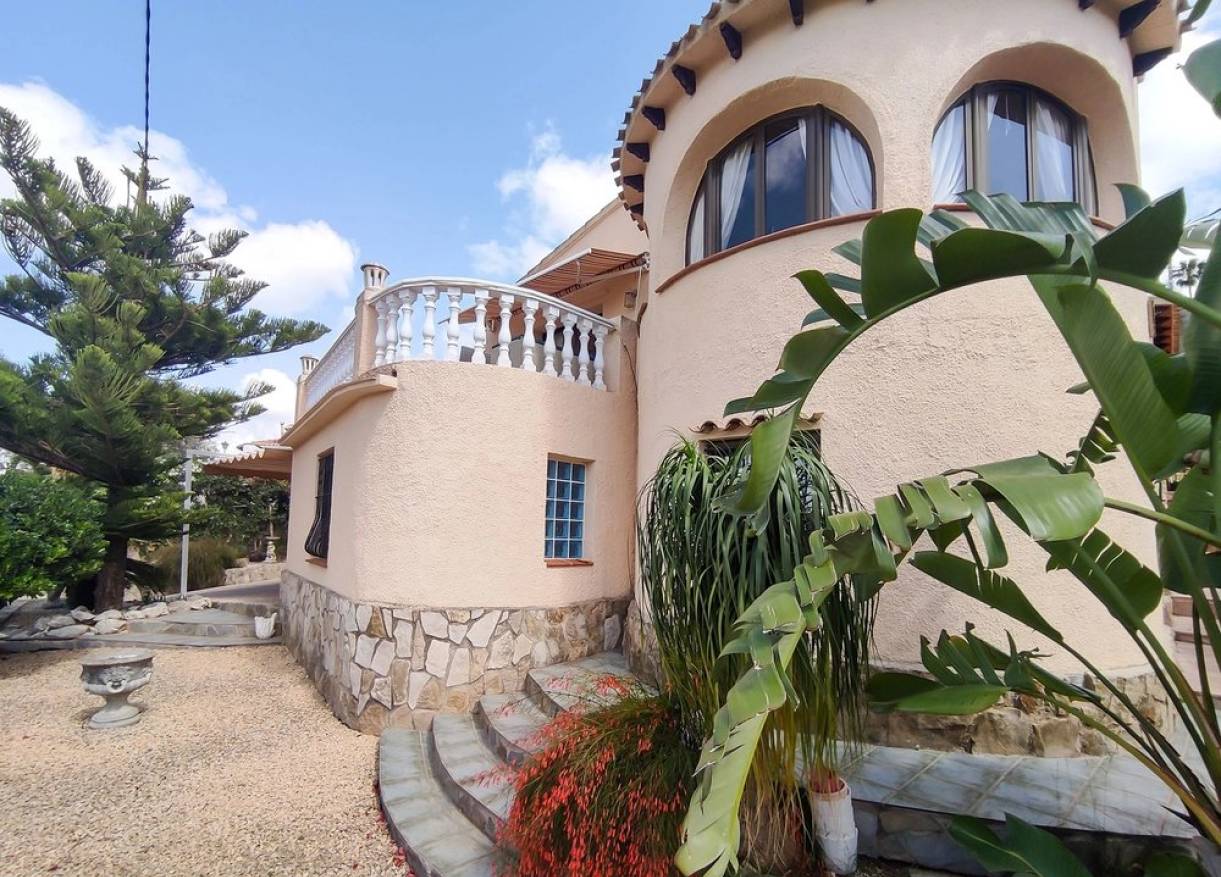 Bestaand - Villa - Orba Valley - Orba Vallei