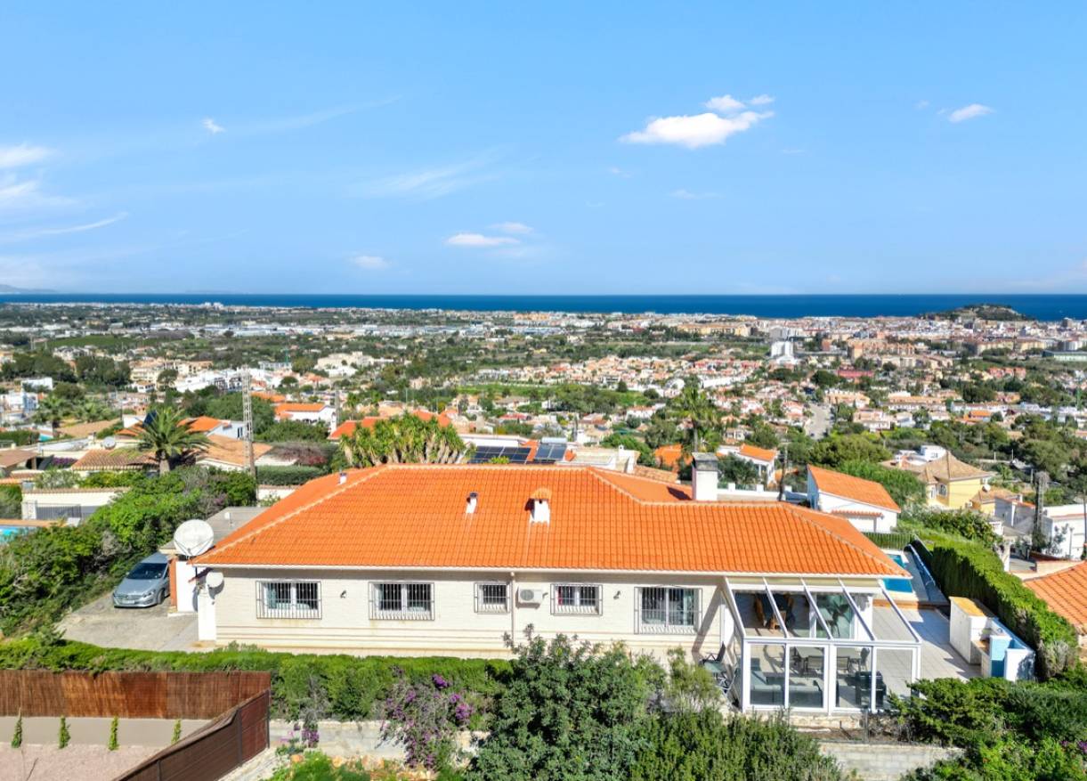 Bestaand - Villa - Denia