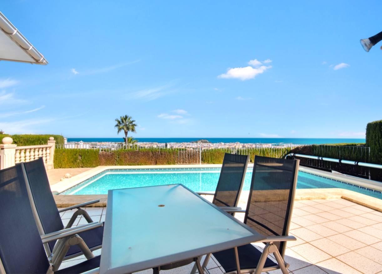 Bestaand - Villa - Denia