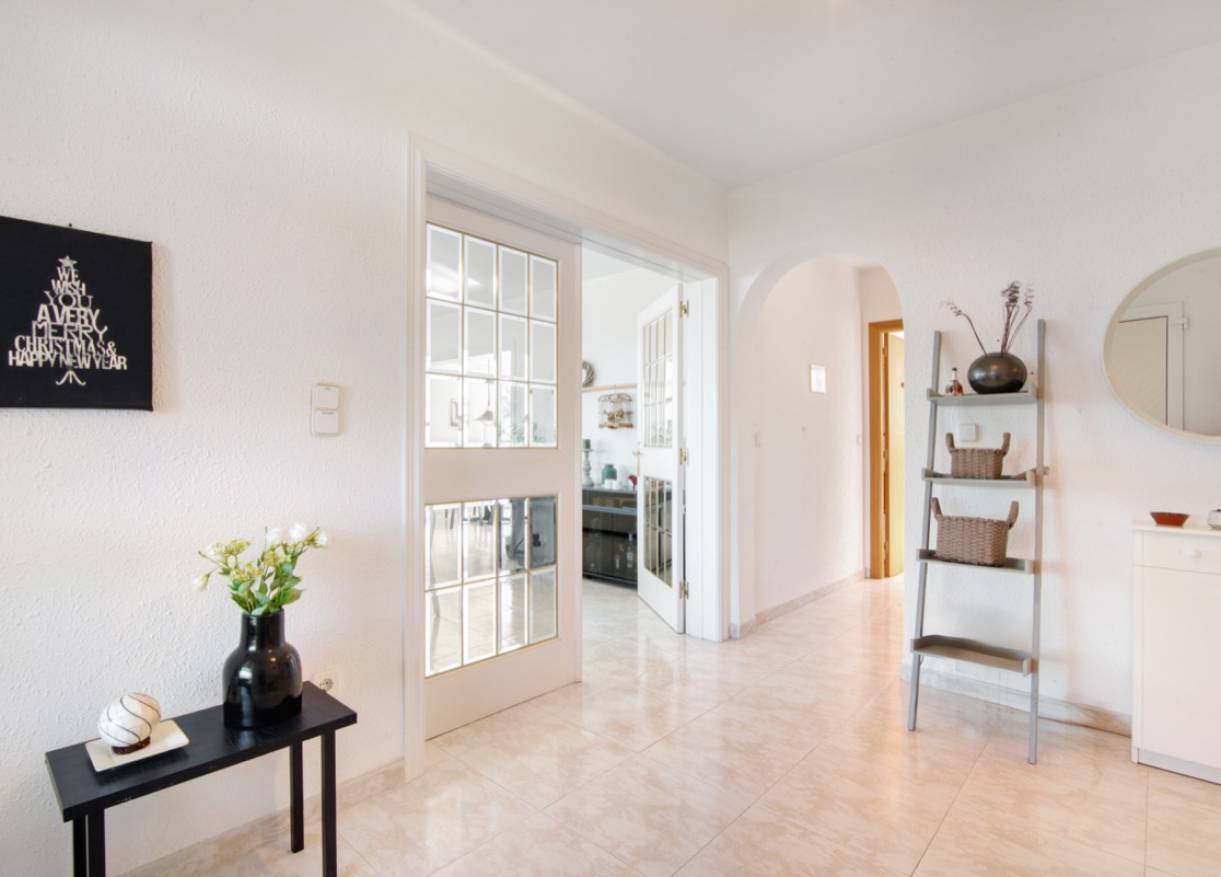 Bestaand - Villa - Denia