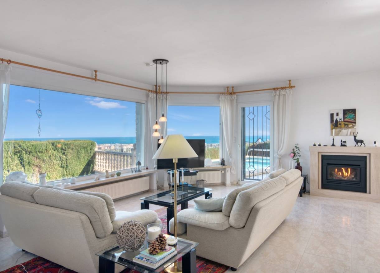Bestaand - Villa - Denia