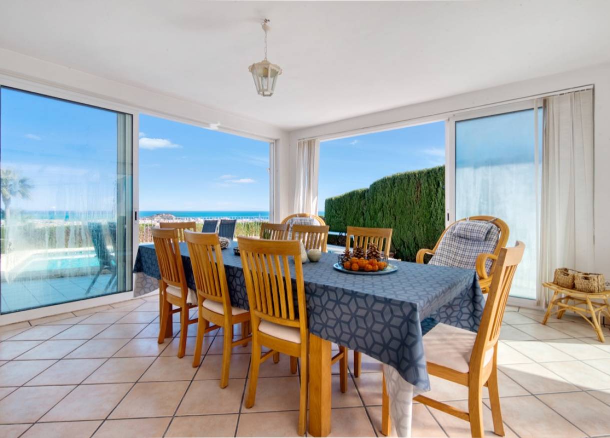 Bestaand - Villa - Denia