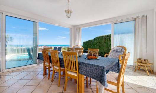 Bestaand - Villa - Denia