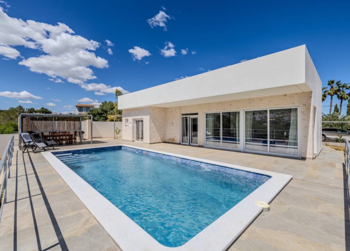 Bestaand - Villa - Denia
