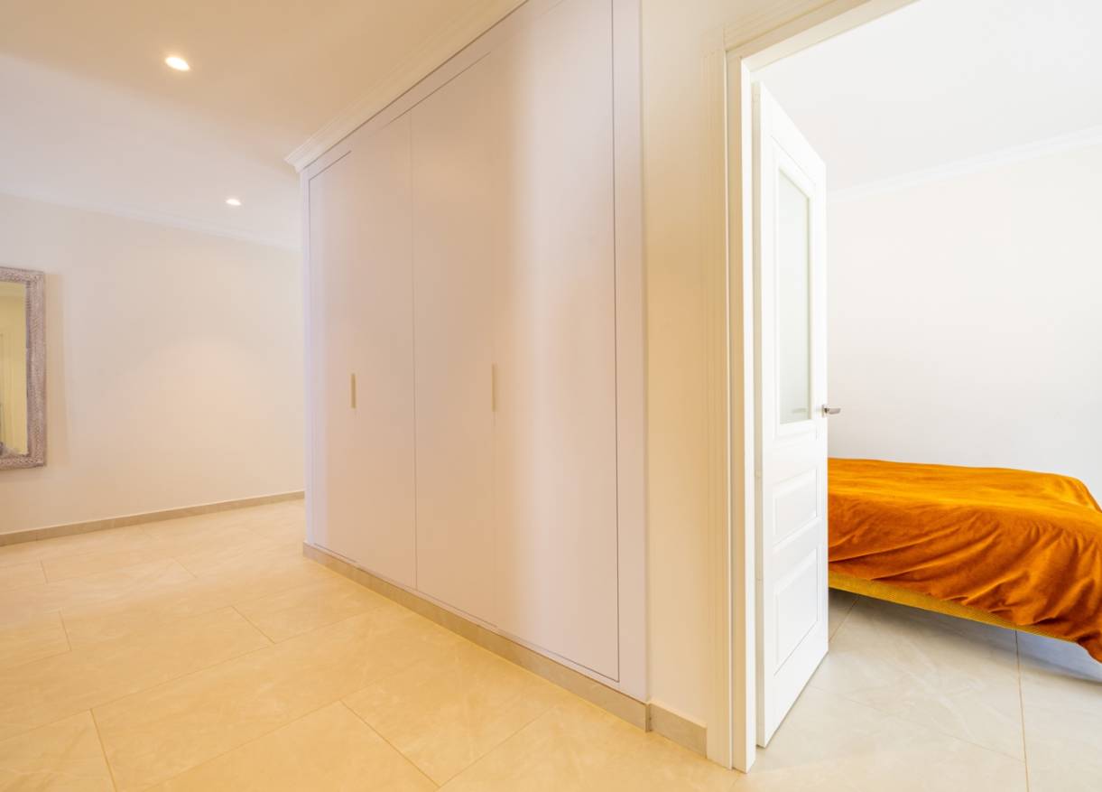Bestaand - Villa - Denia