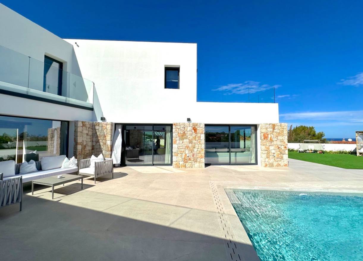 Bestaand - Villa - Denia