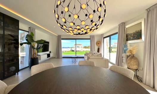Bestaand - Villa - Denia