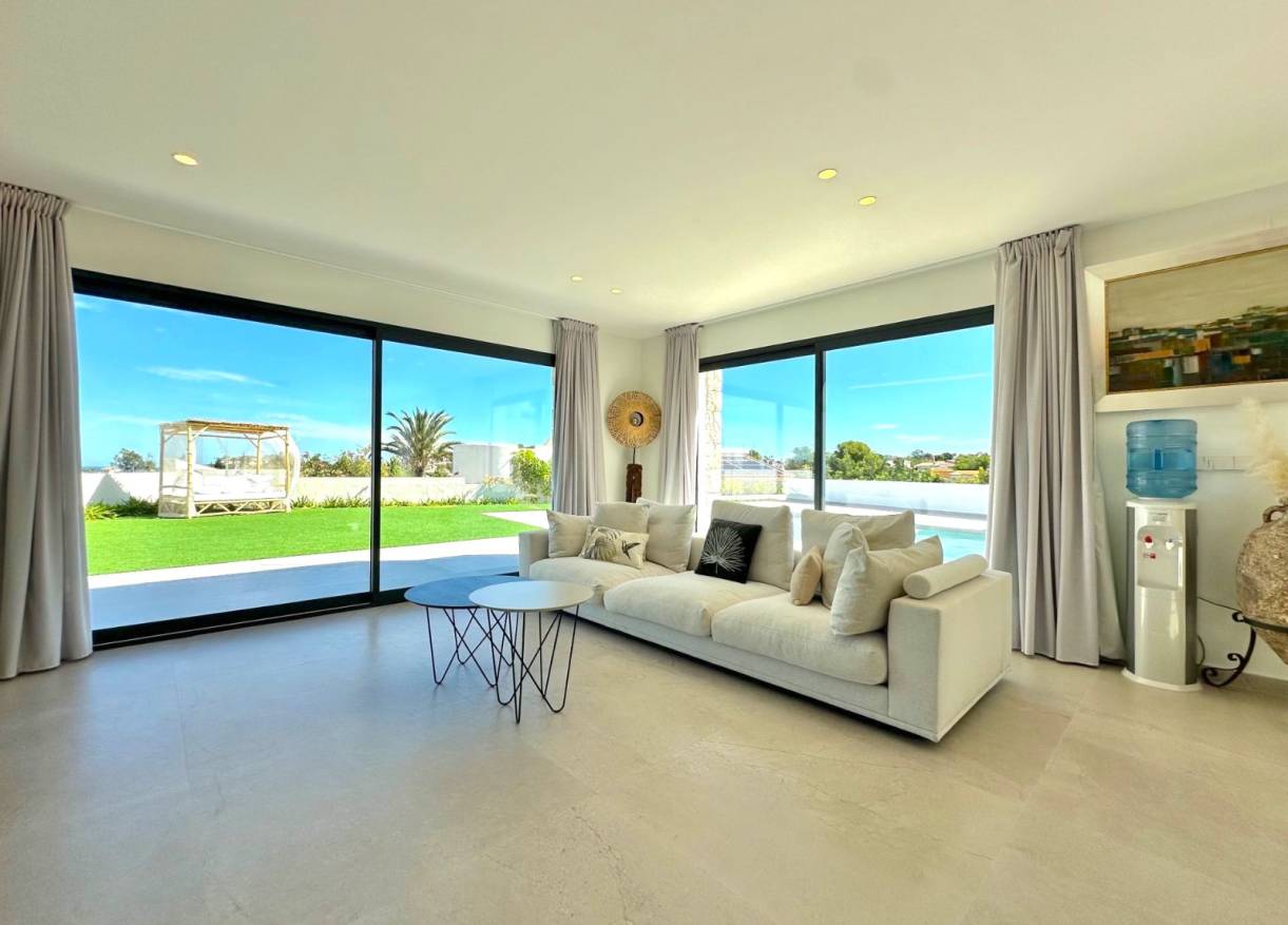 Bestaand - Villa - Denia