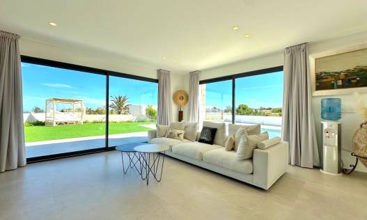 Bestaand - Villa - Denia