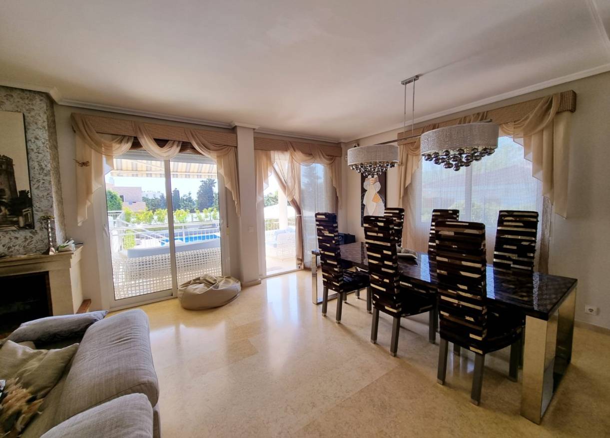 Bestaand - Villa - Torrevieja