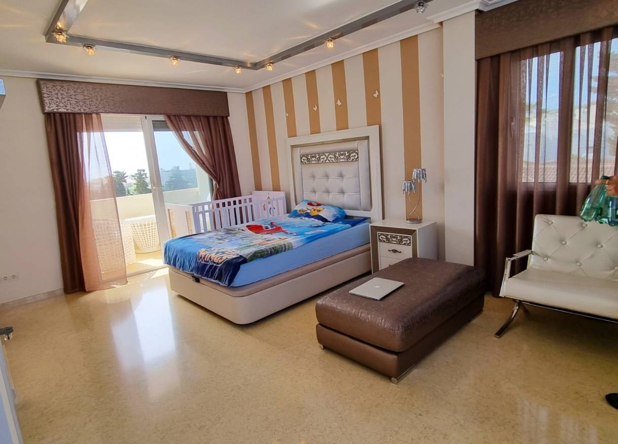 Bestaand - Villa - Torrevieja