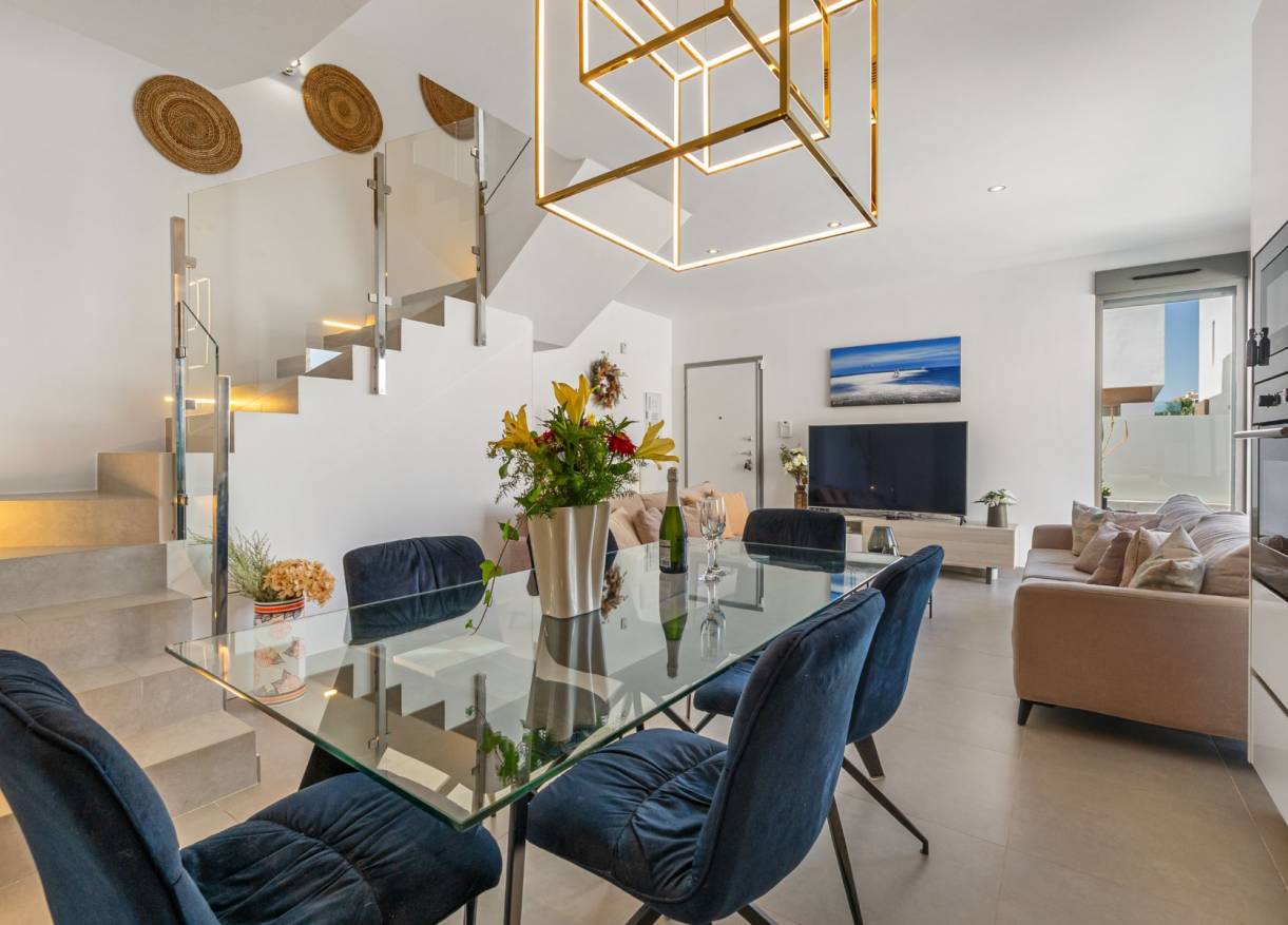 Bestaand - Villa - Orihuela Costa - Villamartin