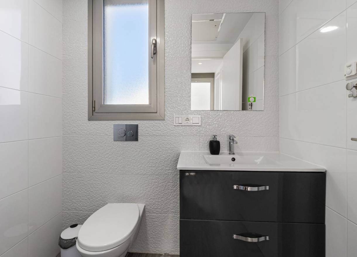 Bestaand - Villa - Orihuela Costa - Villamartin