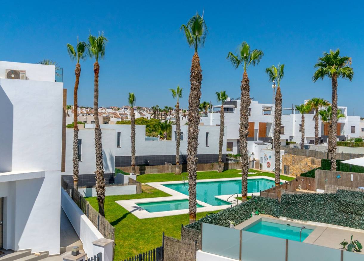 Bestaand - Villa - Orihuela Costa - Villamartin