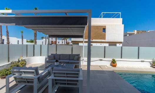 Bestaand - Villa - Orihuela Costa - Villamartin