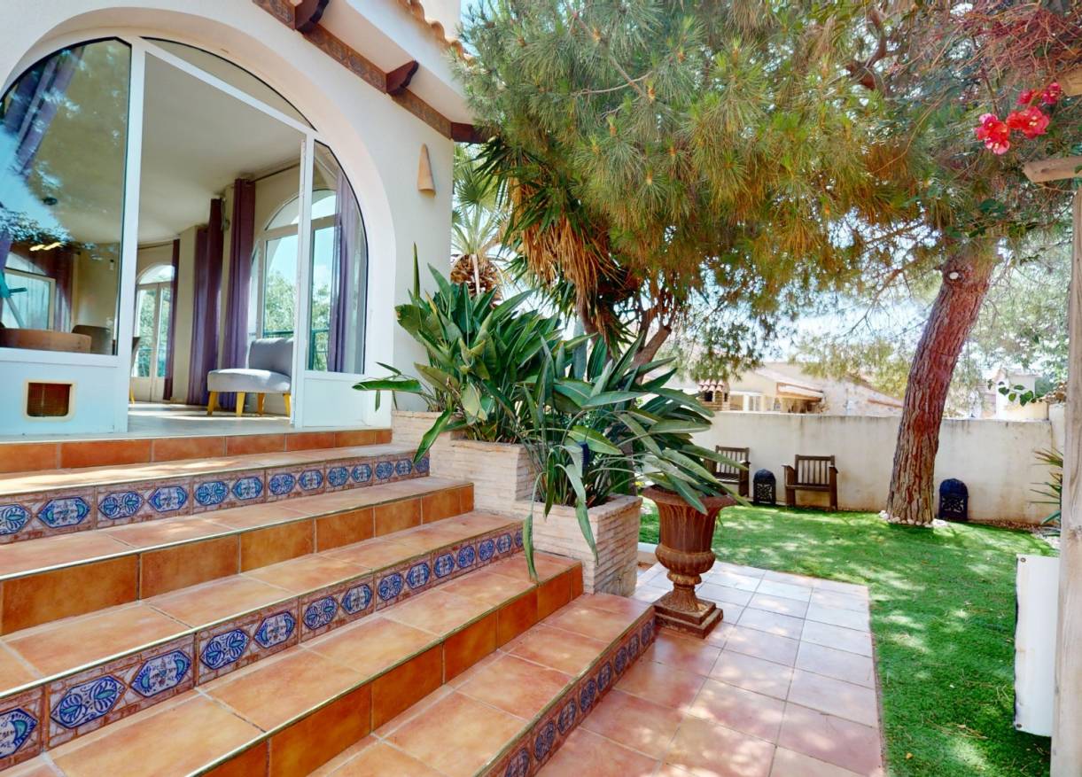 Bestaand - Villa - Orihuela Costa - La Zenia