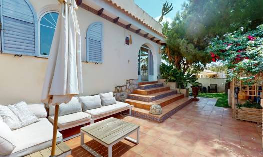 Bestaand - Villa - Orihuela Costa - La Zenia