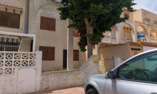 Bestaand - Townhouse / Semi-detached - Torrevieja - Calas blanca