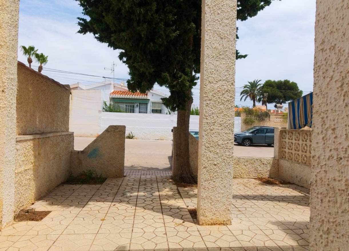 Bestaand - Townhouse / Semi-detached - Torrevieja - Calas blanca